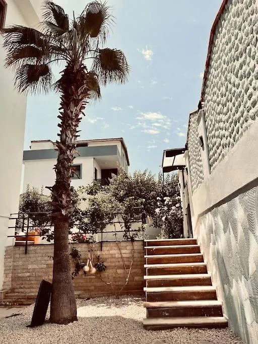 Private Oasis With Its Own Pool Near The Beach Urla'Da Oezel Havuzlu Evde Konakla 0*, 乌尔拉